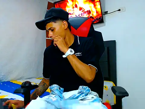 Show de cristian_tayron1 na webcam