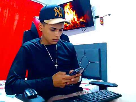 cristian_tayron1のライブXXXチャット