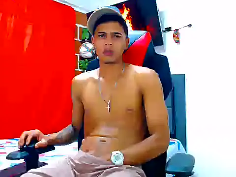 cristian_tayron1のウェブカメラショー