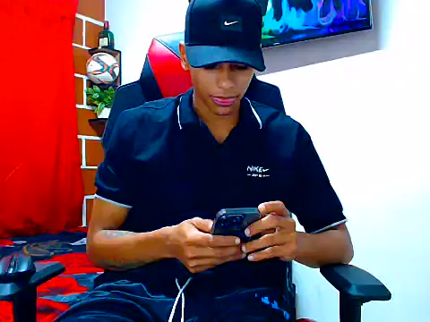 cristian_tayron1 Show in webcam