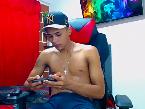 cristian_tayron1 Show in webcam