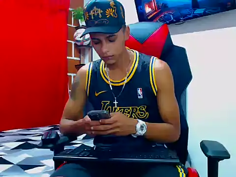 cristian_tayron1 Show in webcam