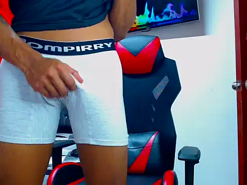 cristian_tayron1: διαδικτυακό σόου στην κάμερα
