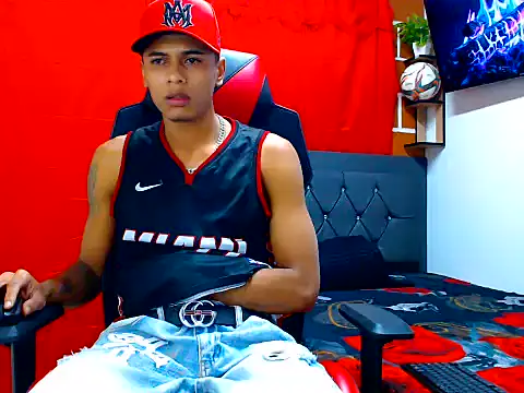 cristian_tayron1 Adlı Modelin Web Kamerası Şovu