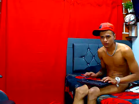 cristian_tayron1 Show in webcam