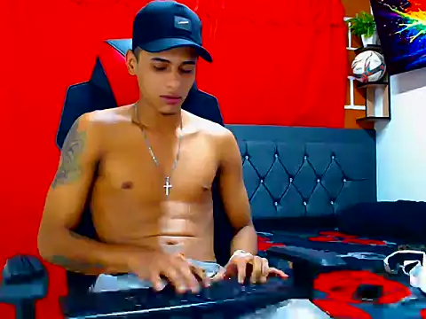Webkamerová show cristian_tayron1
