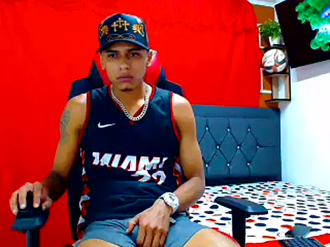 Webkamerová show cristian_tayron1