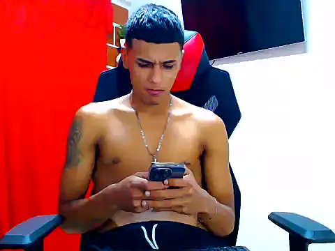 cristian_tayron1のウェブカメラショー
