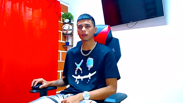 cristian_tayron1 现场XXX聊天
