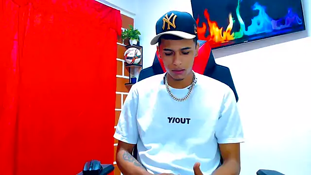 cristian_tayron1 Chat XXX in diretta