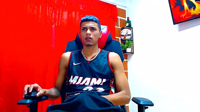 Webkamerová show cristian_tayron1