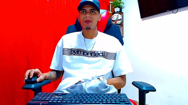 cristian_tayron1 Adlı Modelin Web Kamerası Şovu