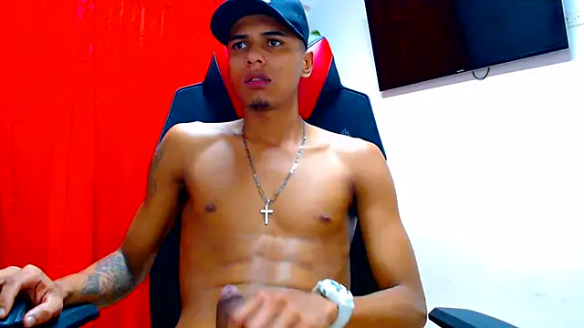 cristian_tayron1 Show in webcam