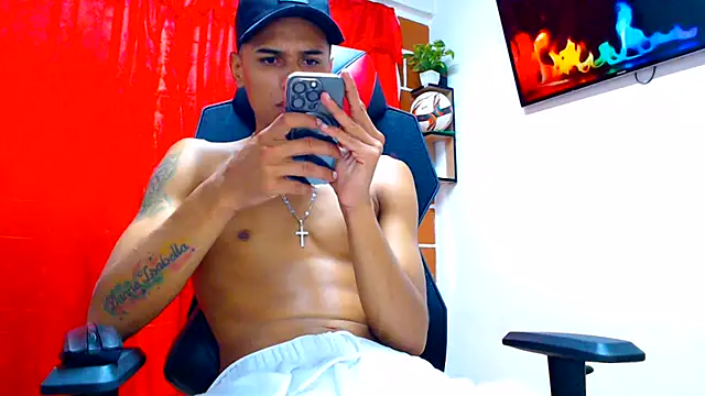 cristian_tayron1 Show in webcam