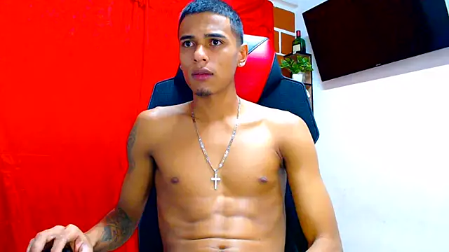 cristian_tayron1 Show Webcam