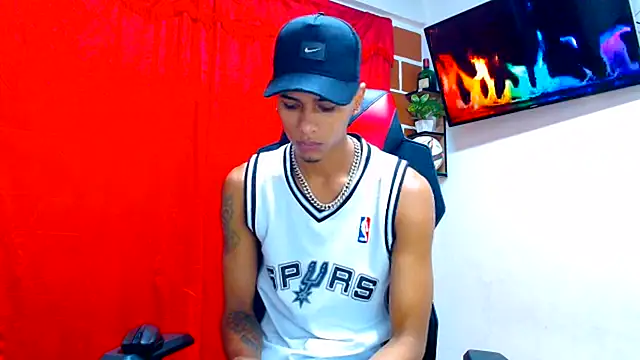 عرض كام cristian_tayron1