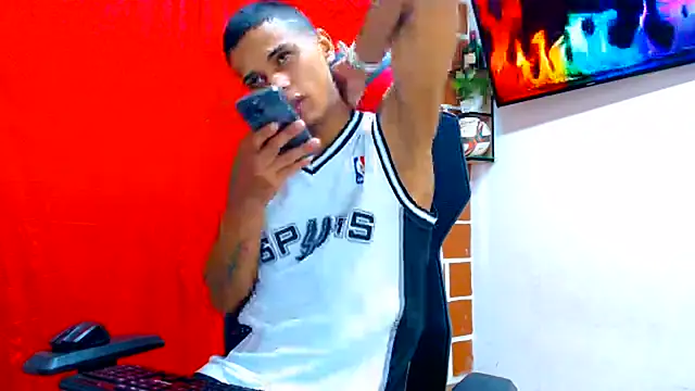 cristian_tayron1 网络视讯表演