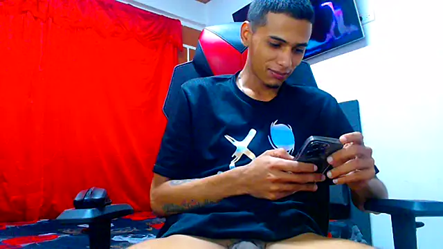 הופעת וובקאם של cristian_tayron1