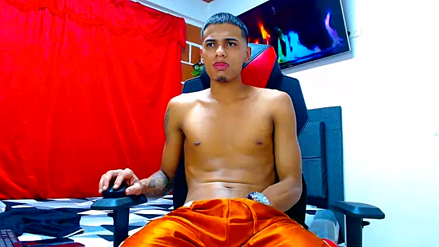 cristian_tayron1のウェブカメラショー