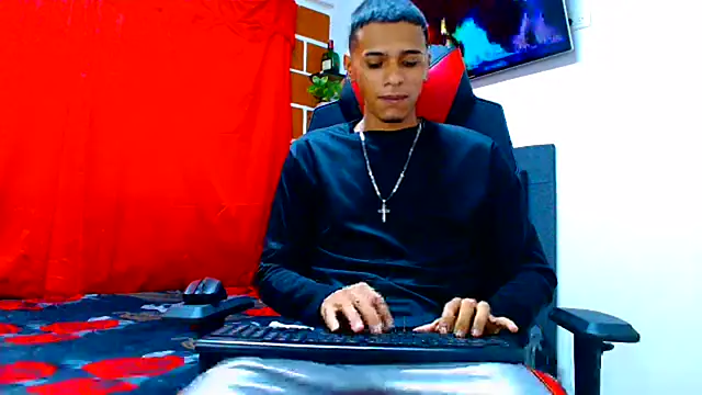 cristian_tayron1n Webbikameraesitys