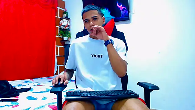 cristian_tayron1 Adlı Modelin Web Kamerası Şovu
