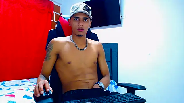 cristian_tayron1 Show Webcam