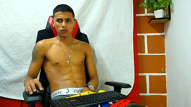 cristian_tayron1 在線直播表演