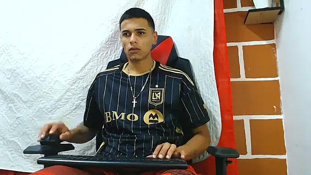 cristian_tayron1 Show Webcam