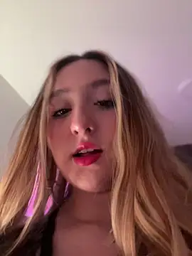 MoraInFiren Live XXX chat