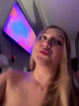 Chat XXX ao vivo de MoraInFire