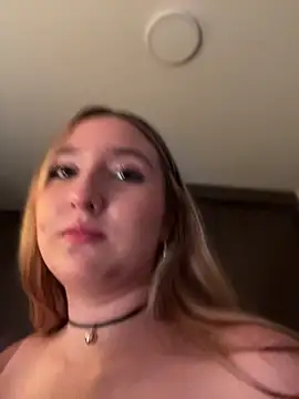 Živý XXX chat MoraInFire