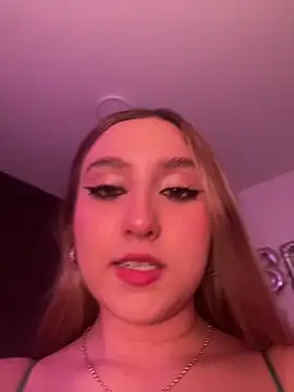 MoraInFiren Live XXX chat