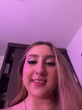 Živý XXX chat MoraInFire