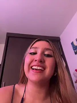 Živý XXX chat MoraInFire