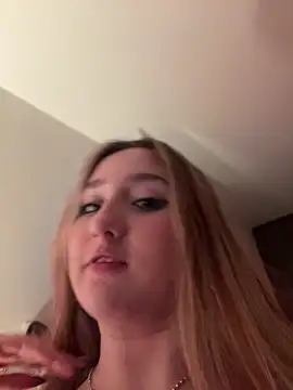 Živý XXX chat MoraInFire
