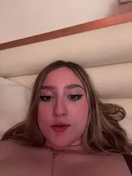 Chat XXX ao vivo de MoraInFire