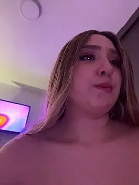 MoraInFire 라이브 XXX 채팅