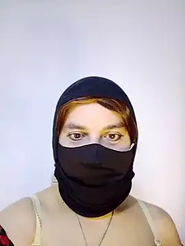 Banouti_23 Pertunjukan Webcam