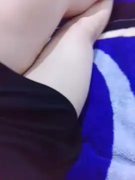 عرض كام Banouti_23