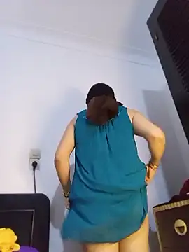 Banouti_23n Webbikameraesitys