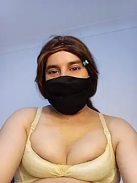 Banouti_23 Adlı Modelin Web Kamerası Şovu