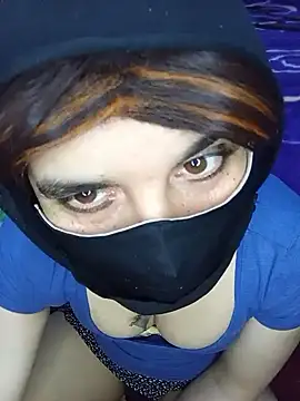 Banouti_23 Webcamshow