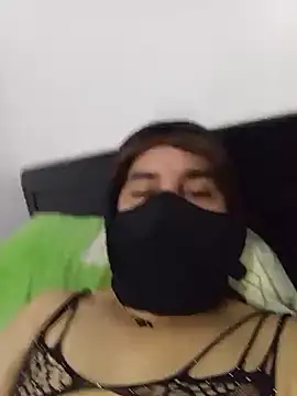Banouti_23 Webcam Show
