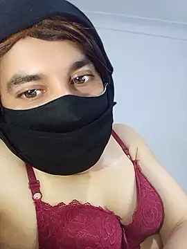 Show de Banouti_23 na webcam