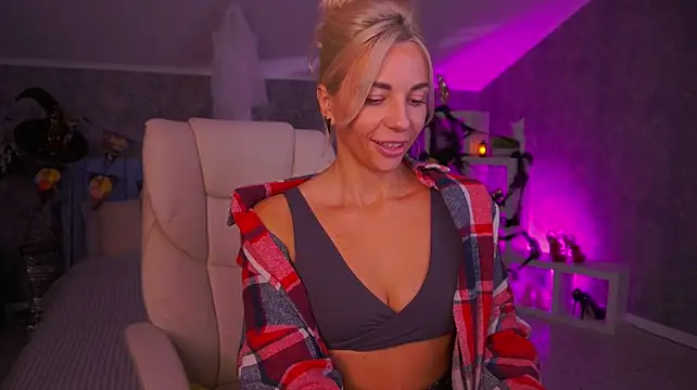 צ'אט XXX בשידור חי של BellaRayyy