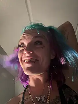Show webcam de IttyBittyStonie