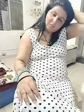 Jann_Riya333's Webcam Show