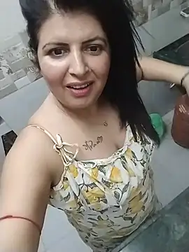 Jann_Riya333's Webcam Show