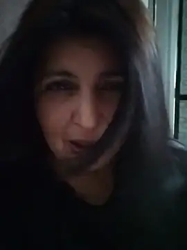 Jann_Riya333's Live XXX Chat