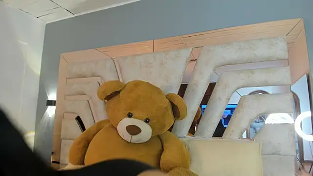 BellaBoobs_'s Webcam Show